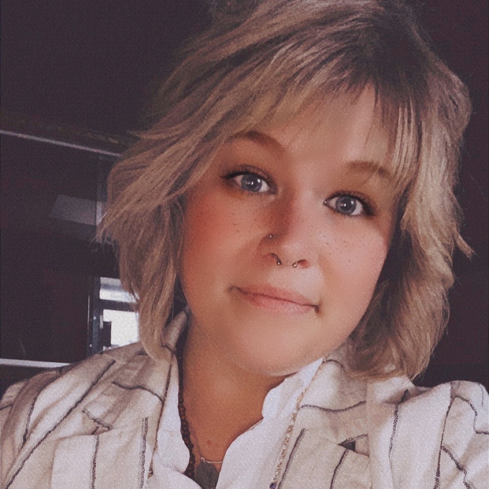 Meet your Posher, Torrie